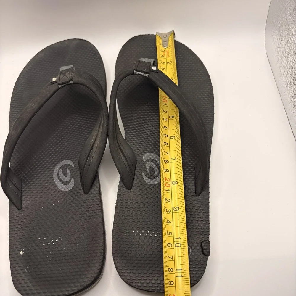 Cobian Floater Men’s Black Flip Flop Sandals Approx Size 9 Padded Strap